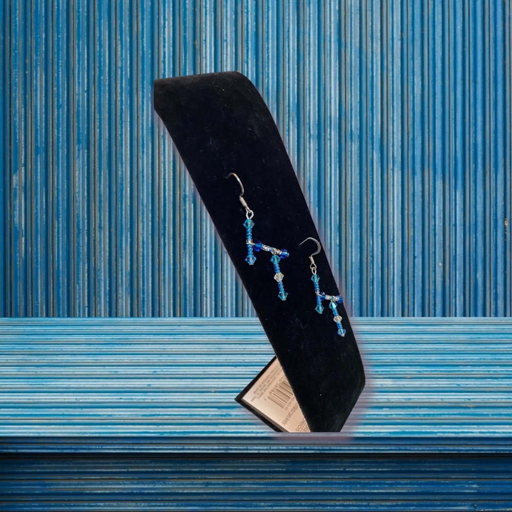 NWT Handmade Swarovski crystals earrings light Turquoise,Dark Indigo, fish hooks